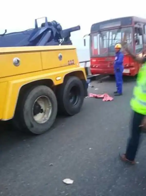 Update On The Fatal Accident On 3rd Mainland Bridge Today (Photos)